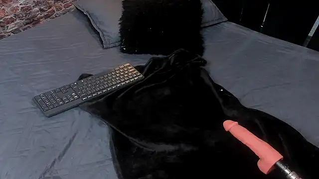 Snapshot of WILD_FIREE_ chatting on 19, 6, 2026 WILD FIREE online show from 19, 6, 2026