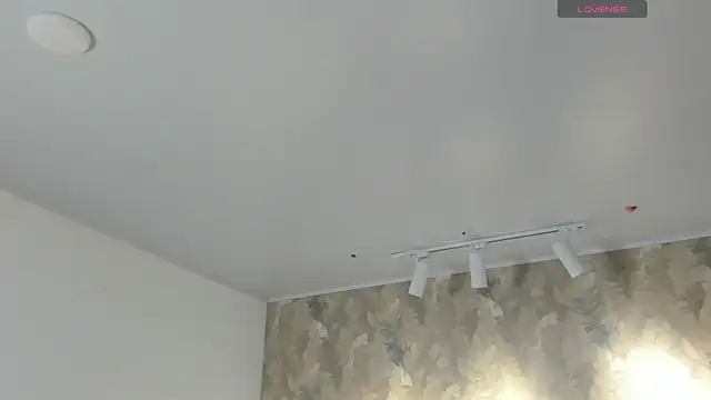 Saya Amaretto1 online show from 4, 11, 2025