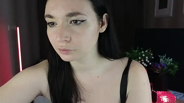 cute club online show from 14, 10, 2025