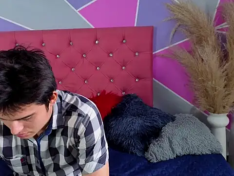 invincible200 online show from 4, 10, 2025