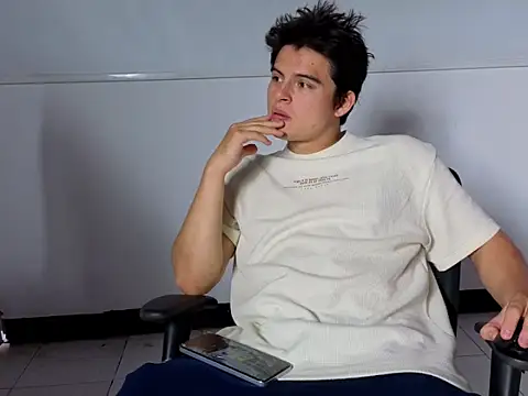 invincible200 online show from 13, 10, 2025