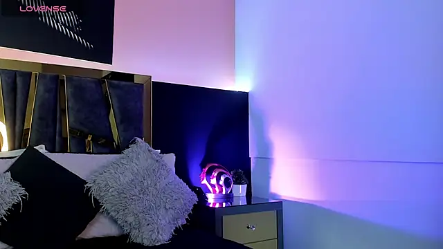 Snapshot of ScarletTorres chatting on 17, 9, 2025 ScarletTorres online show from 17, 9, 2025