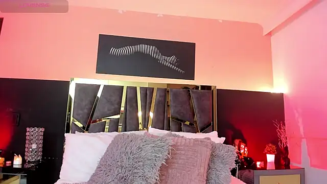 Snapshot of ScarletTorres chatting on 14, 11, 2025 ScarletTorres online show from 14, 11, 2025