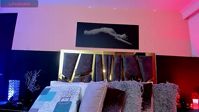 Snapshot of ScarletTorres chatting on 23, 11, 2025 ScarletTorres online show from 23, 11, 2025