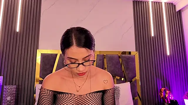 ScarletTorres online show from 16, 4, 2026