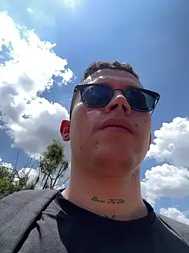 Kurtxxx22 online show from 15, 3, 2026