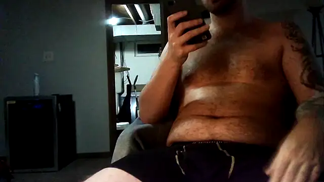 WyattL96 online show from 27, 7, 2026
