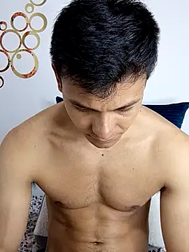 Valois2025 online show from 9, 11, 2025