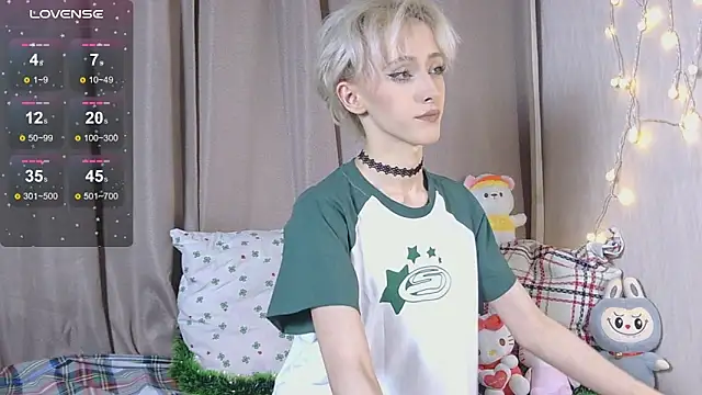 NextVibe  online show from 5, 12, 2025