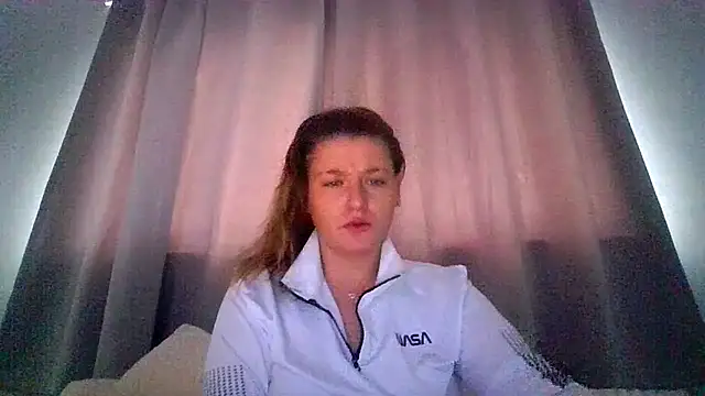 RUBY-ROSE-SWINGS online show from 29, 10, 2025