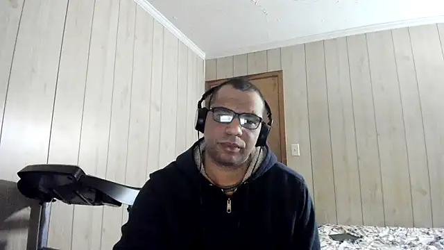 NaturalBeautyQueen online show from 2, 7, 2026