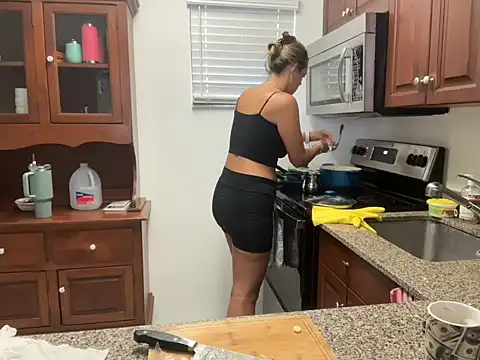 prettyykitty22 online show from 5, 10, 2025