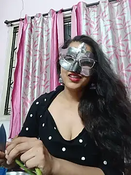 Snapshot of thanusi_2 chatting on 10, 7, 2026 thanusi 2 online show from 10, 7, 2026