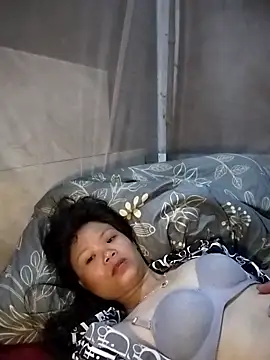 LinhNa999 online show from 15, 4, 2026