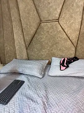 Snapshot of Isabela_Colins chatting on 5, 11, 2025 Isabela Colins online show from 5, 11, 2025