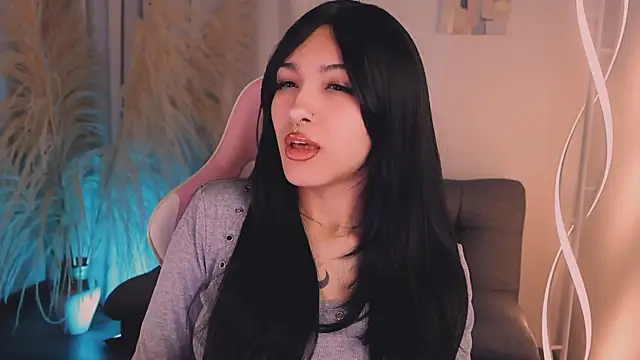 cuteezoe online show from 29, 11, 2025