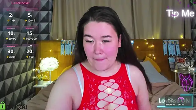 Tara Torres online show from 7, 10, 2025