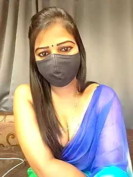 Misss-julli online show from 5, 11, 2025