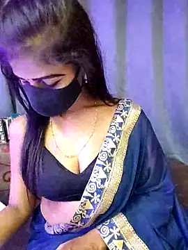 Snapshot of Misss-julli chatting on 26, 3, 2026 Misss-julli online show from 26, 3, 2026
