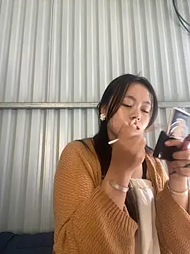 Julia-Elsa online show from 18, 10, 2025