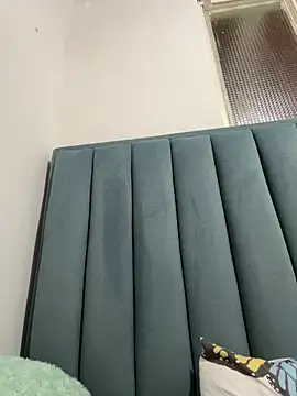 LiaCollings online show from 5, 4, 2026