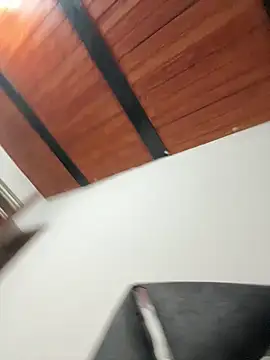 LiaCollings online show from 9, 4, 2026