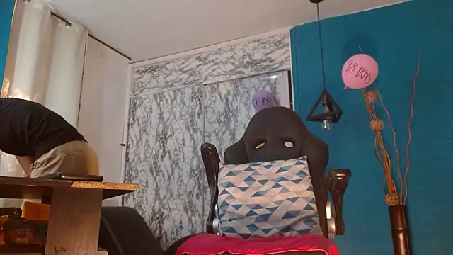 hanna mooreee online show from 21, 4, 2026