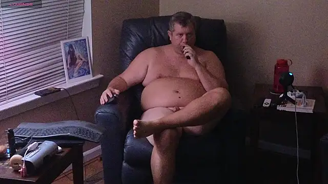 Snapshot of Single_White_Male chatting on 1, 10, 2025 Single White Male online show from 1, 10, 2025