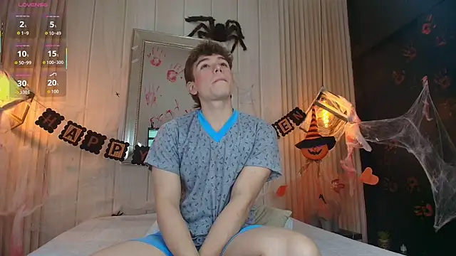 TaylerWhite online show from 18, 10, 2025