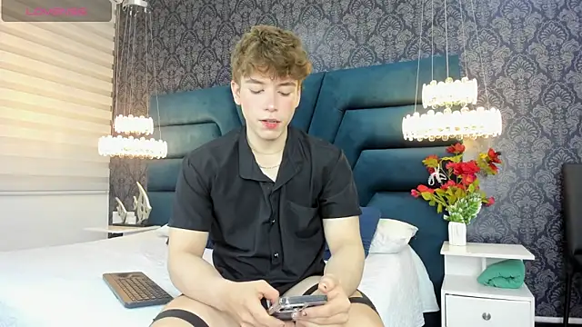 TaylerWhite online show from 21, 3, 2026