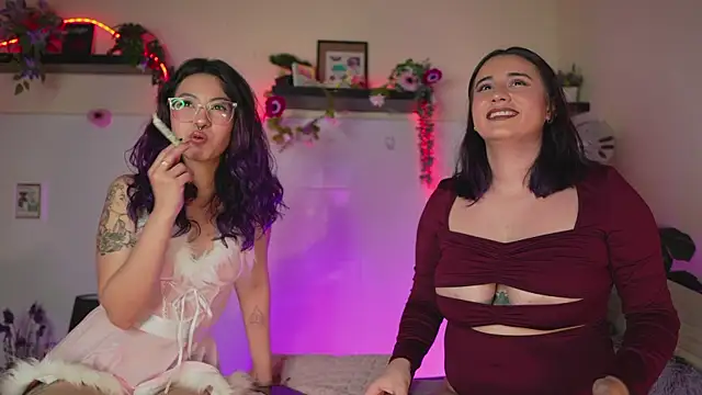 Lana Herondale online show from 19, 4, 2026