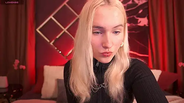 LilElfie online show from 16, 2, 2026