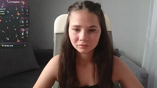 Snapshot of LuciaSenual chatting on 14, 9, 2025 LuciaSenual online show from 14, 9, 2025
