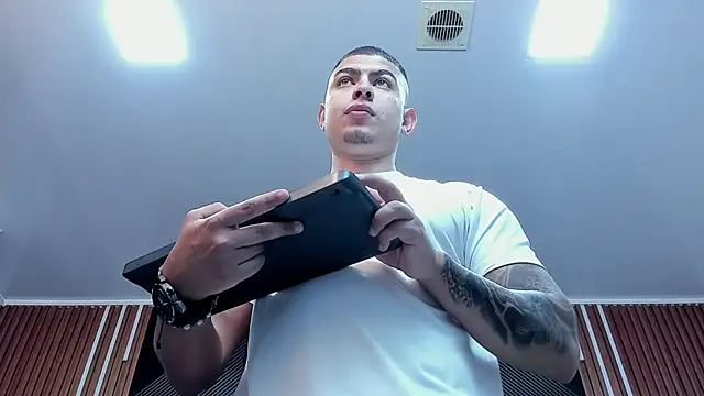 marco garciia  online show from 27, 9, 2025