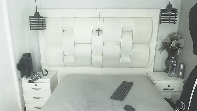 Atley Dolly online show from 7, 10, 2025