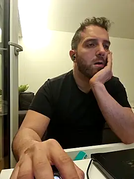 Snapshot of spaccaa chatting on 5, 5, 2026 spaccaa online show from 5, 5, 2026