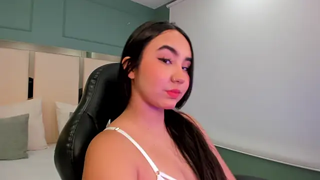 julieta rosee online show from 30, 10, 2025