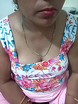 Snapshot of Rashmi-Mishra chatting on 13, 10, 2025 Rashmi-Mishra online show from 13, 10, 2025