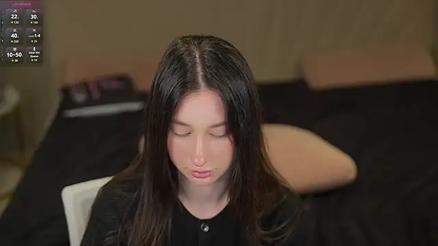 Jenny Bliss online show from 3, 12, 2025