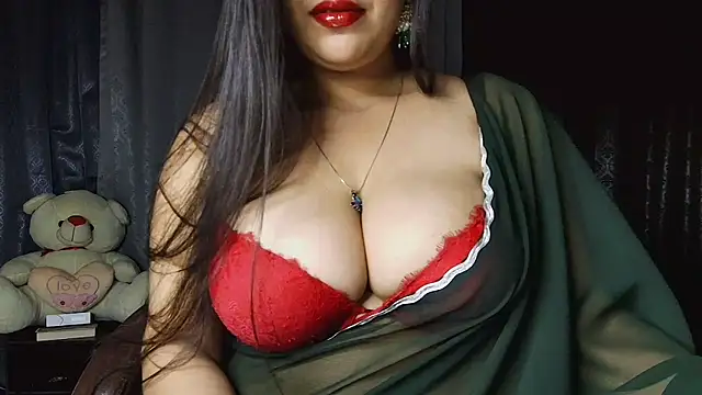 Snapshot of MissNasha chatting on 27, 5, 2026 MissNasha online show from 27, 5, 2026