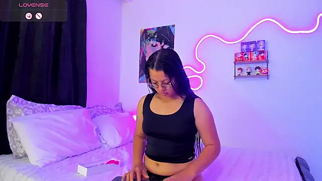 Dilan and Mia online show from 11, 10, 2025