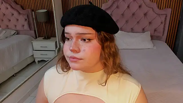 Snapshot of Maxxxine1 chatting on 23, 9, 2025 Maxxxine1 online show from 23, 9, 2025