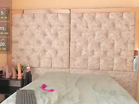 anita toro  online show from 23, 12, 2025