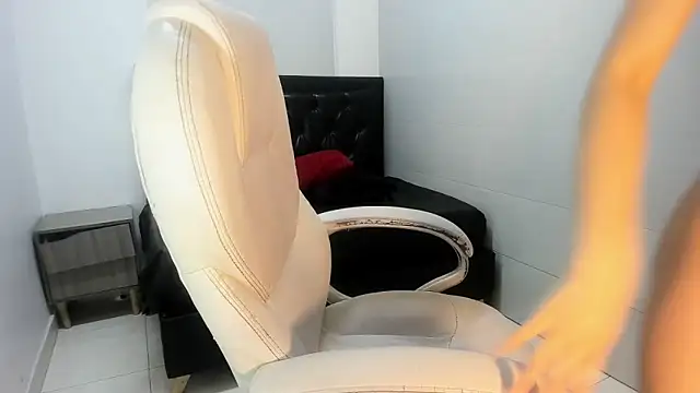 AshleyVanessaRx online show from 15, 12, 2025