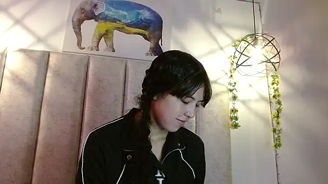 Snapshot of malejahotcs01 chatting on 12, 9, 2025 malejahotcs01 online show from 12, 9, 2025