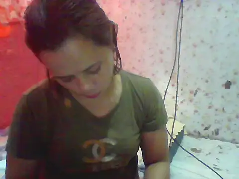 Snapshot of violen786 chatting on 14, 9, 2025 violen786 online show from 14, 9, 2025