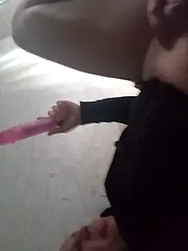 Snapshot of Smirnoffice chatting on 6, 4, 2026 Smirnoffice online show from 6, 4, 2026