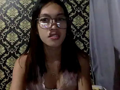 your wifey online show from 8, 10, 2025