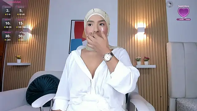 Snapshot of alma_avad chatting on 14, 9, 2025 alma avad online show from 14, 9, 2025