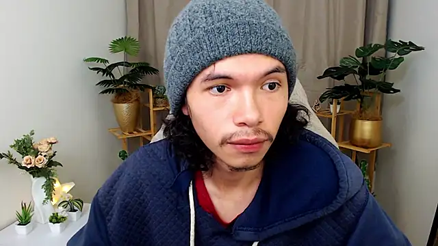 Xoxo Smiles online show from 30, 11, 2025